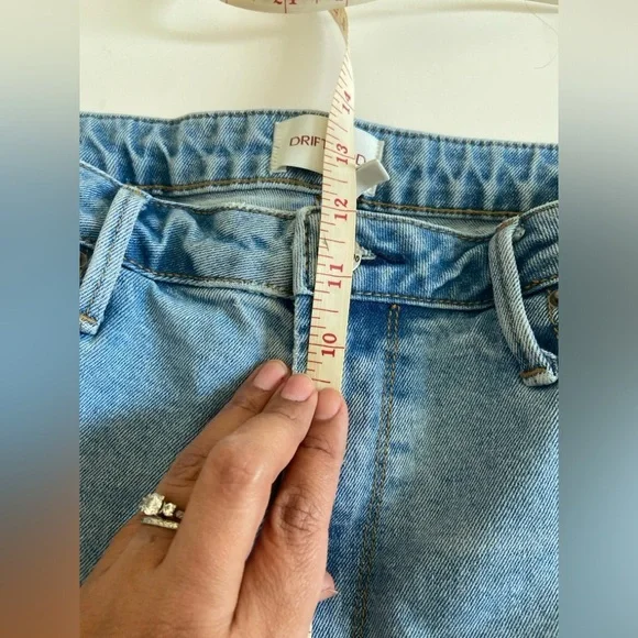 Driftwood Stella “cloud” straight relaxed leg jeans - Picture 14 of 15